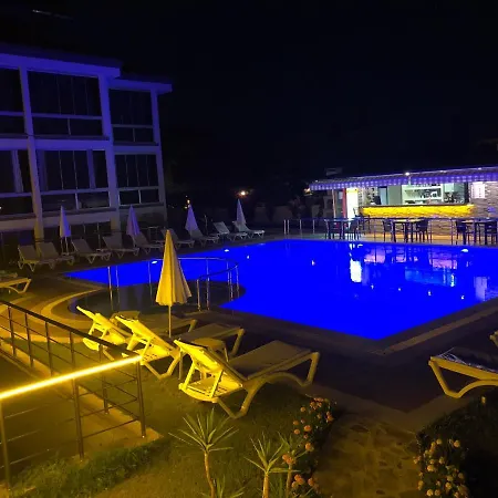 Aparthotel Agva *